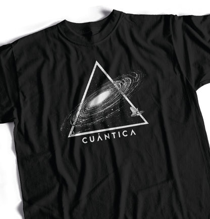 Camiseta Triangulo / Negro